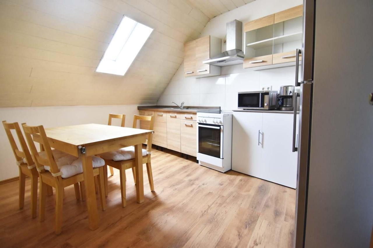 Cozy Worker Apartments Нидеркасел Екстериор снимка