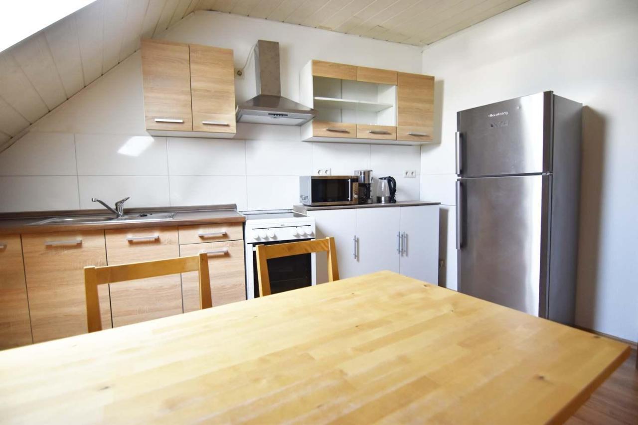 Cozy Worker Apartments Нидеркасел Екстериор снимка