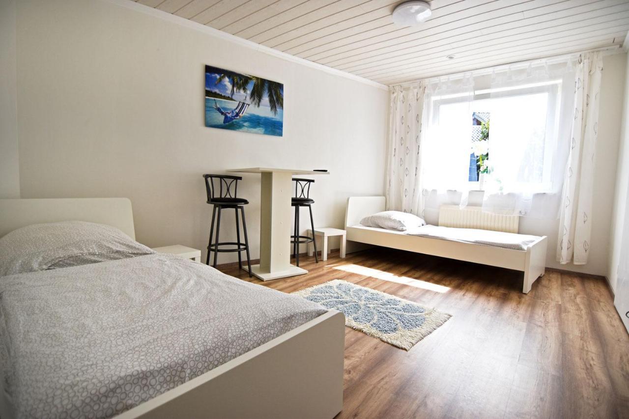 Cozy Worker Apartments Нидеркасел Екстериор снимка
