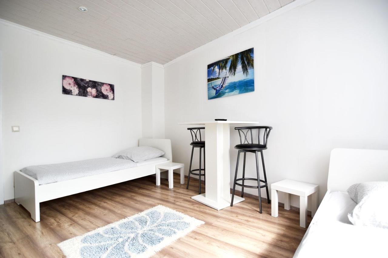Cozy Worker Apartments Нидеркасел Екстериор снимка